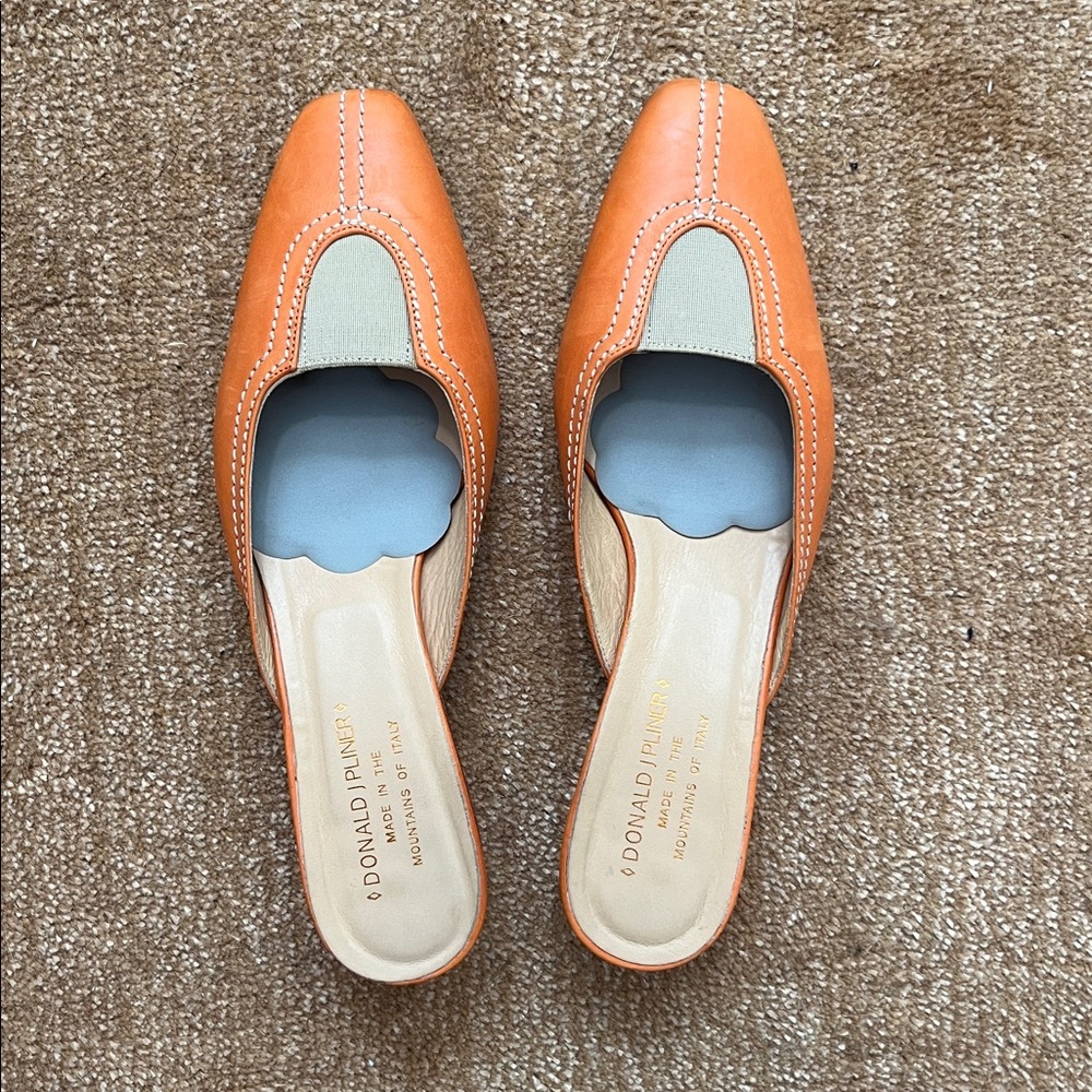 Donald J. Pliner Orange Leather Slip-On Kitten Heels